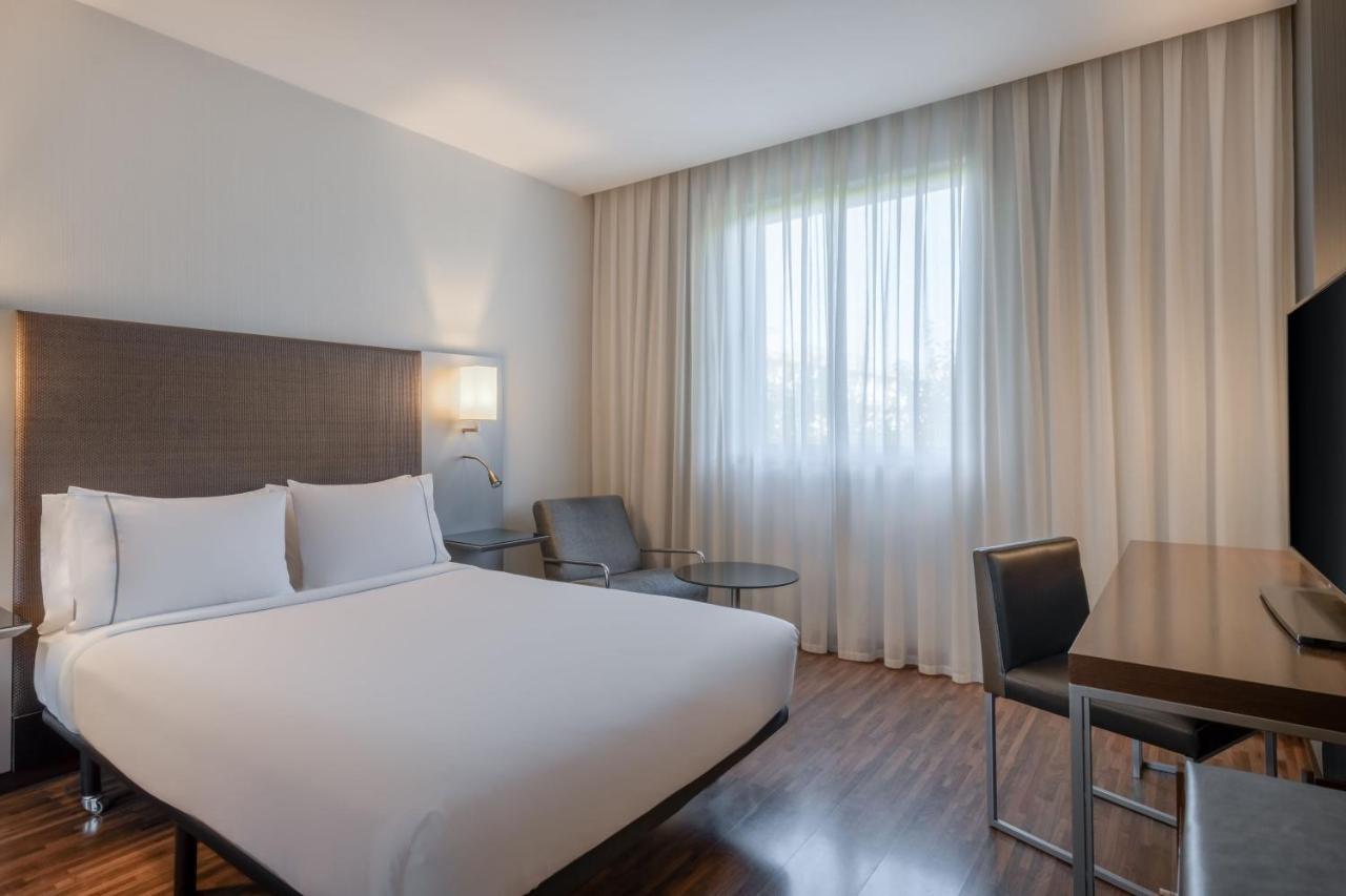 Ac Hotel By Marriott Madrid Airport Coslada Eksteriør billede