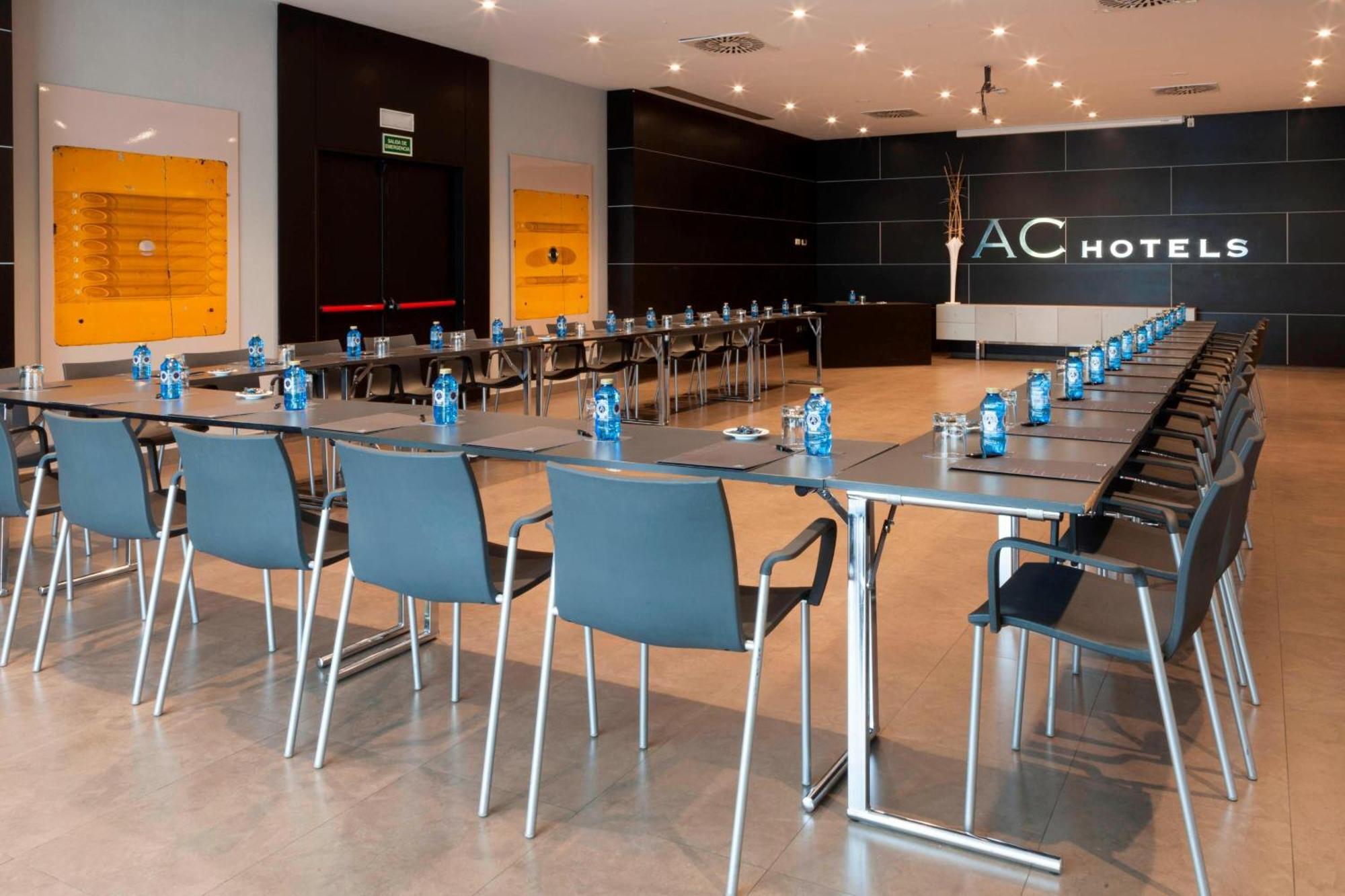Ac Hotel By Marriott Madrid Airport Coslada Eksteriør billede